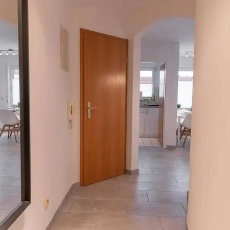 Apartment 1-zimmer In Lage In